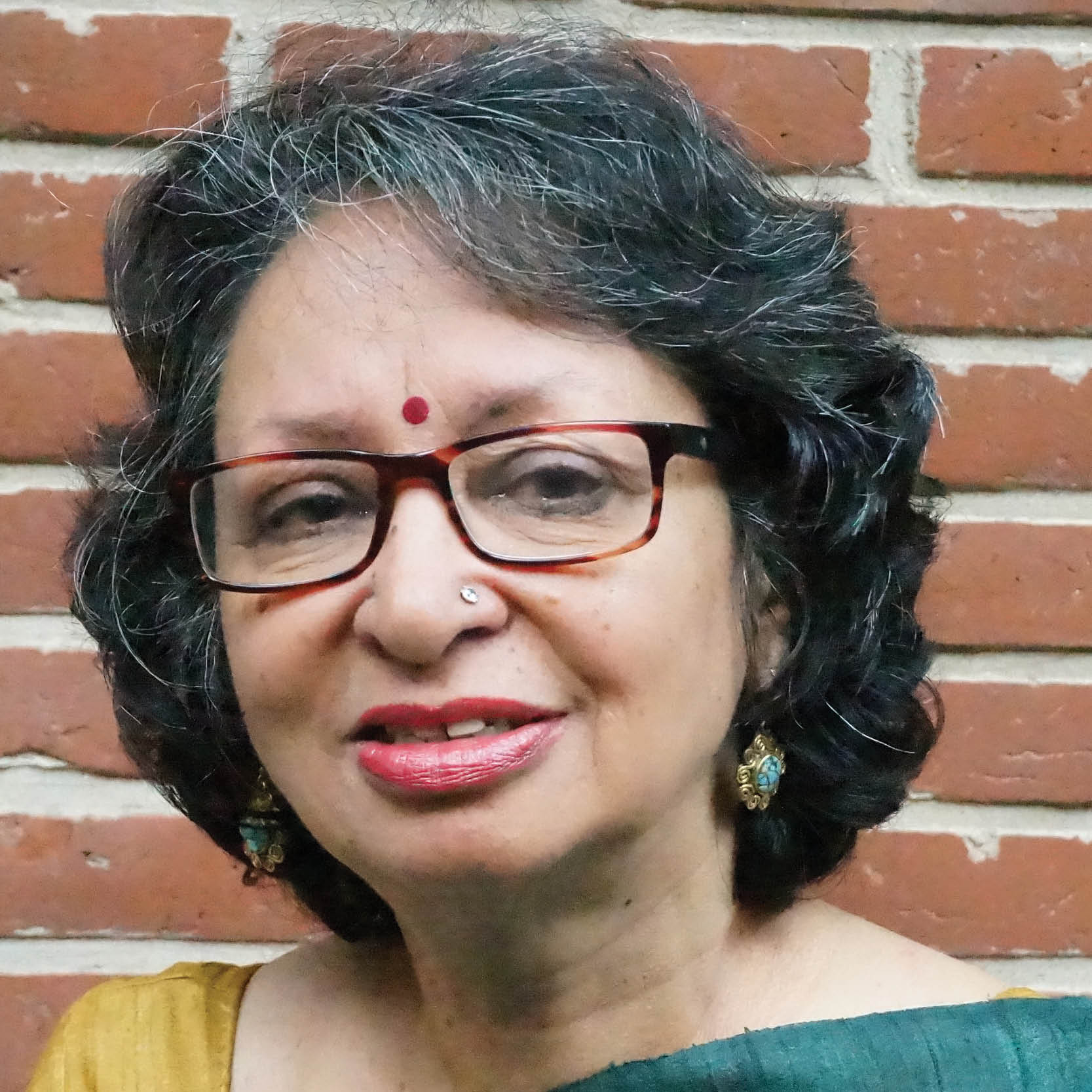 Author Deepa Agarwal